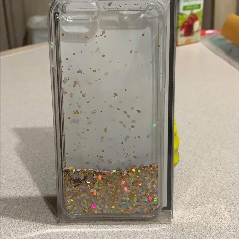 Aldo iPhone case for iPhone 6 - Picture 2 of 3